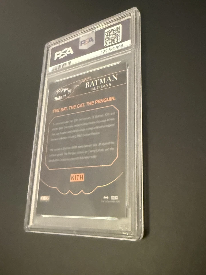 PSA 4 - 2024 Batman X Kith BATMAN RETURNS 1992 cartão - Imagem 4 de 4