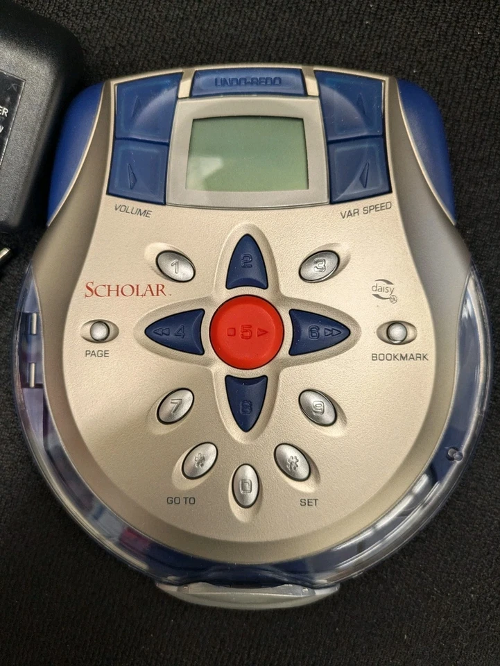 Telex Daisy SCHOLAR DIGITALES SPRECHENDES BUCH CD-PLAYER & AC Adapter NEU - Bild 2 von 3