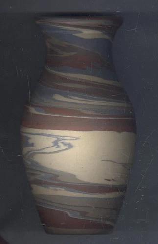 STANDARD SHAPE NILOAK MISSION SWIRL POTTERY VASE