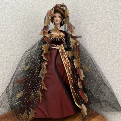 Vintage 1995 FM Bob Mackie's Legendary Beauties 