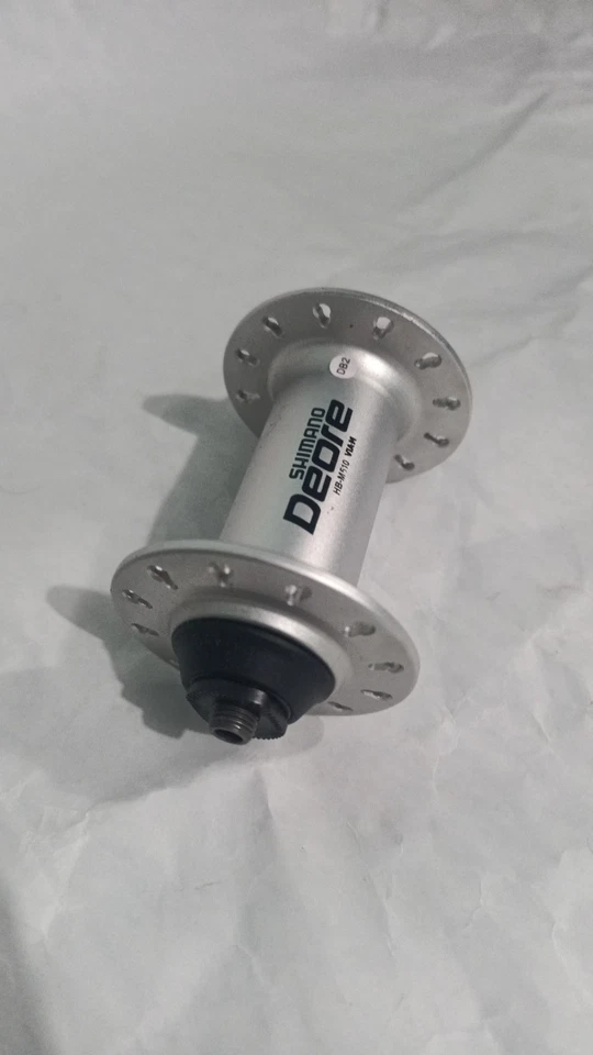 禧玛诺 Deore HB-M510 24 小时前轮毂 - 银色 — 第 2/2 张图片