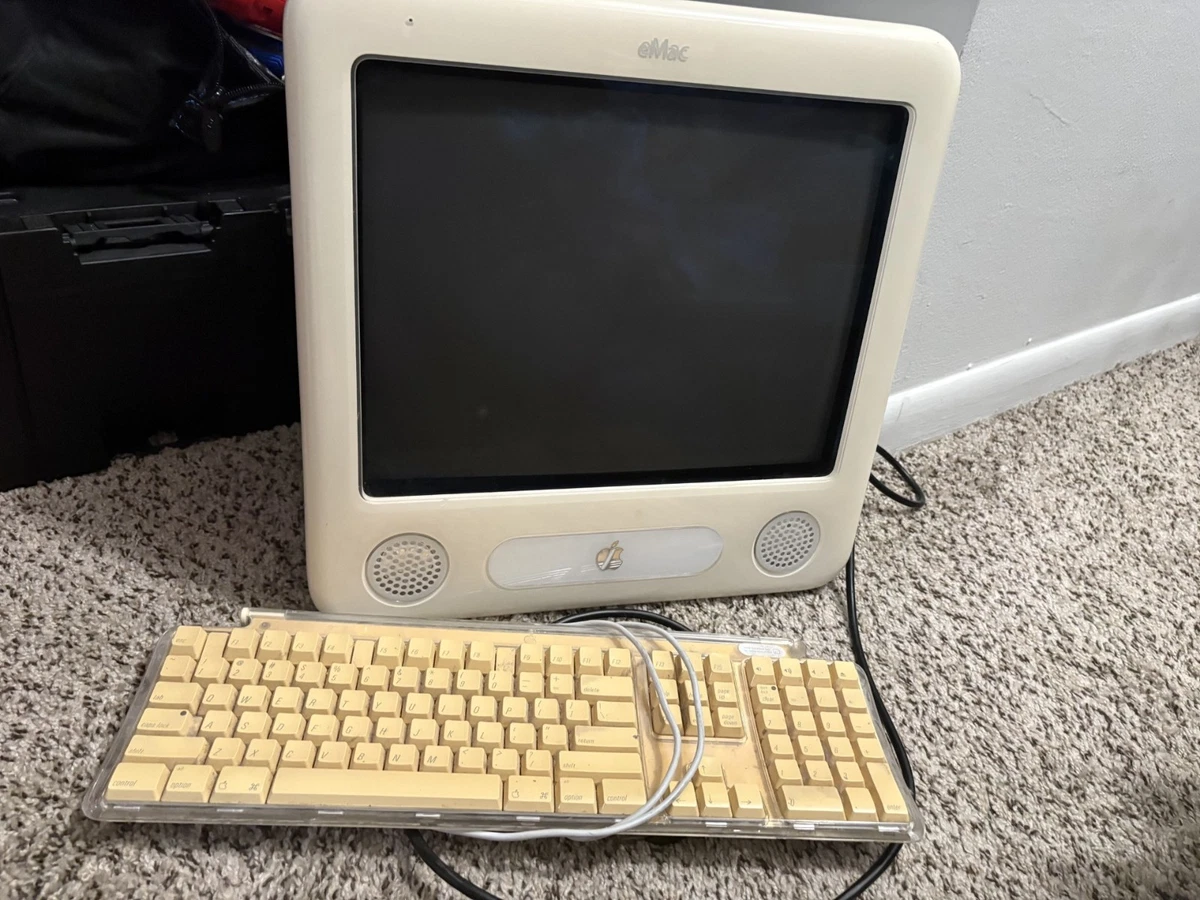 Preços baixos em Apple Apple eMac powerpc G4 desktops e All-in