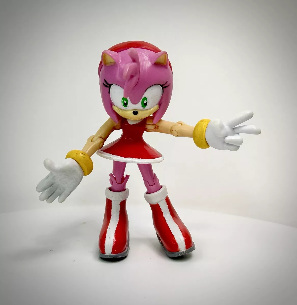 Sonic The Hedgehog Action Figure (Amy Rose)