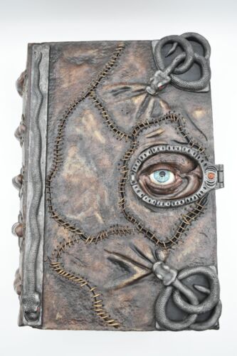 Hocus Pocus Spell Book Prop Replica - Picture 23 of 24