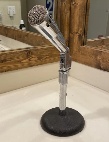 Electro Voice EV Model 664 Dynamic Cardio Microphone with Stand