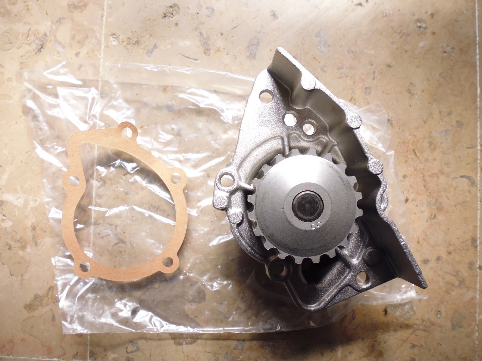 Pompe à eau LDPA44 contre la surchauffe moteur de Citroën Xsara break