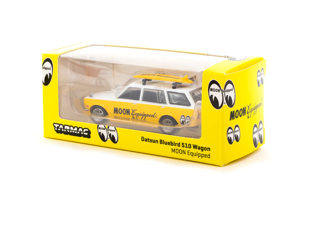 Tarmac Works 1:64 Datsun Bluebird 510 Wagon MOON Equipped