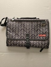 Skip Hop Diaper Changing Pad Station  Bag Grey White Deco Mid-Century Pattern