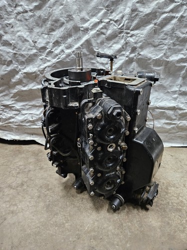 90-105 PSI OEM Evinrude Johnson V6 150hp Powerhead 5006010 0438422 Freshwater