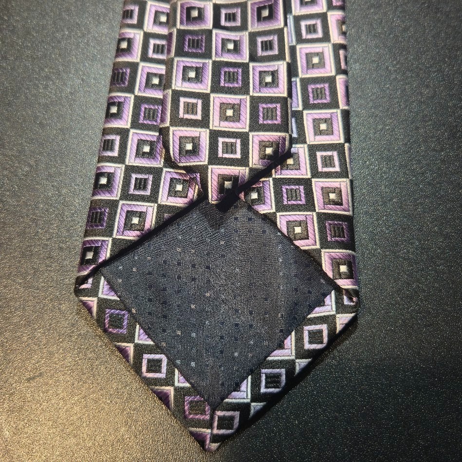 Pierre Cardin Multi-Colored Geometric Patterned image 4