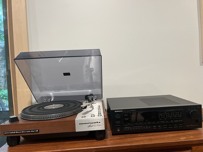 Marantz model 6300 Turntable And Pioneer Stereo Receiver Sx-2600, Orig. Manuals