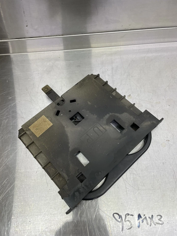 93 94 95 96 Mazda Mx3 OEM Caja Portavasos Coche Foto 2 de 4