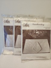 vintage Cathy Needlecraft Candlewickery Pinapple Placemat/ Napkins set of 6