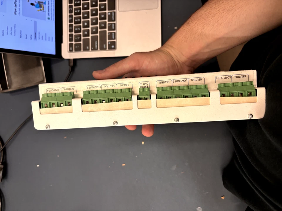 Leviton DRDDP-A40 GreenMAX DRC 4-Channel LED Dimmer Controller 2.5A — NEW - Image 3 of 4