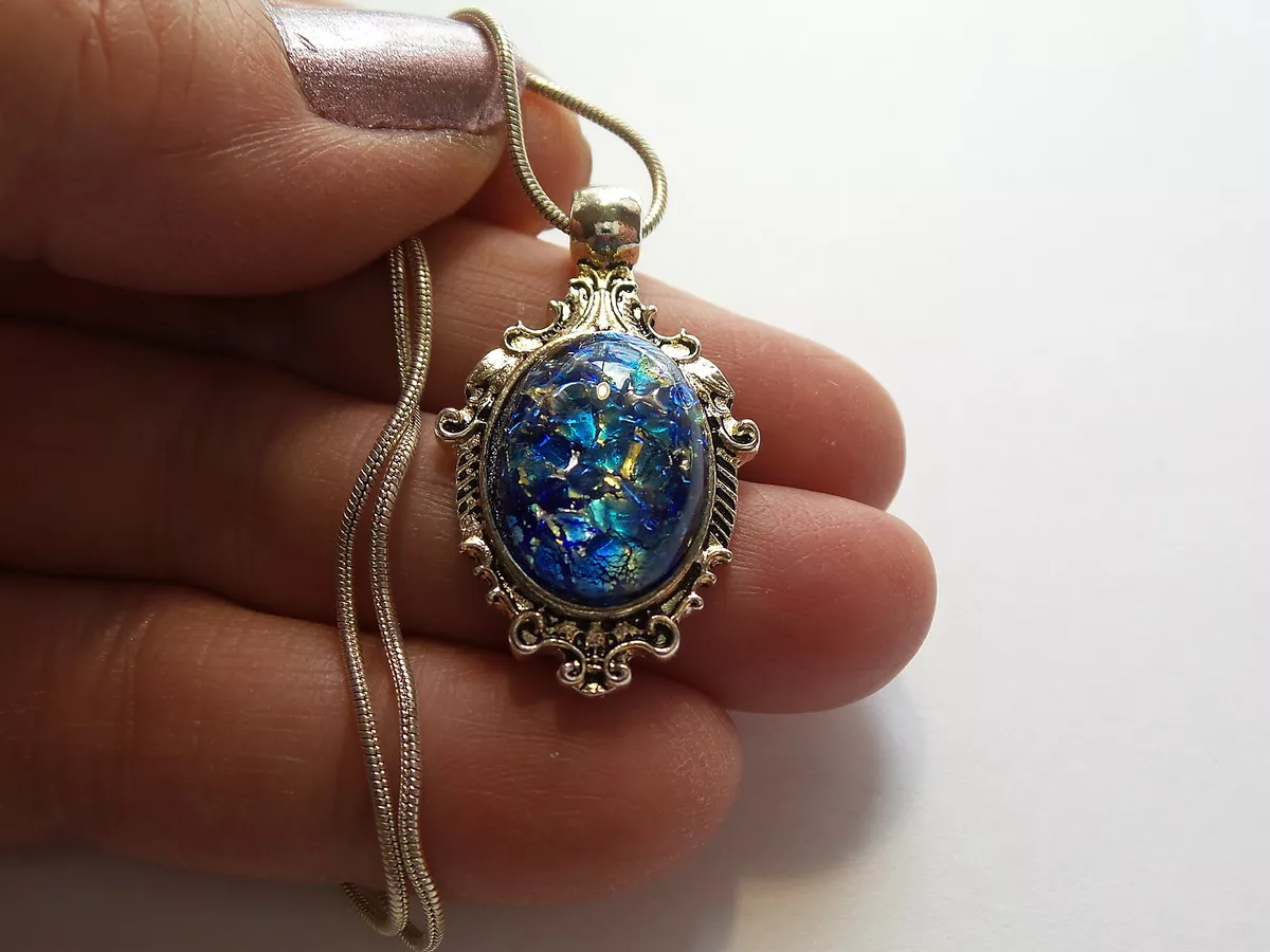 Blue fire opal best sale pendant
