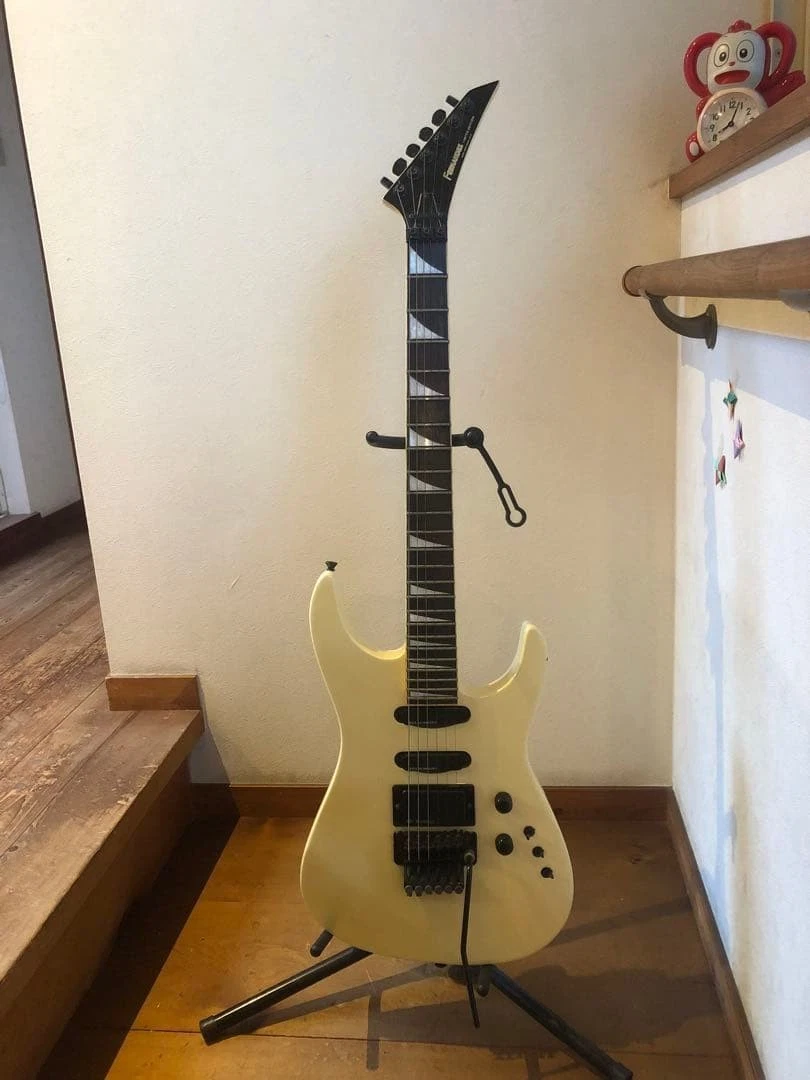 White Fernandes Electric Guitars for sale | eBay