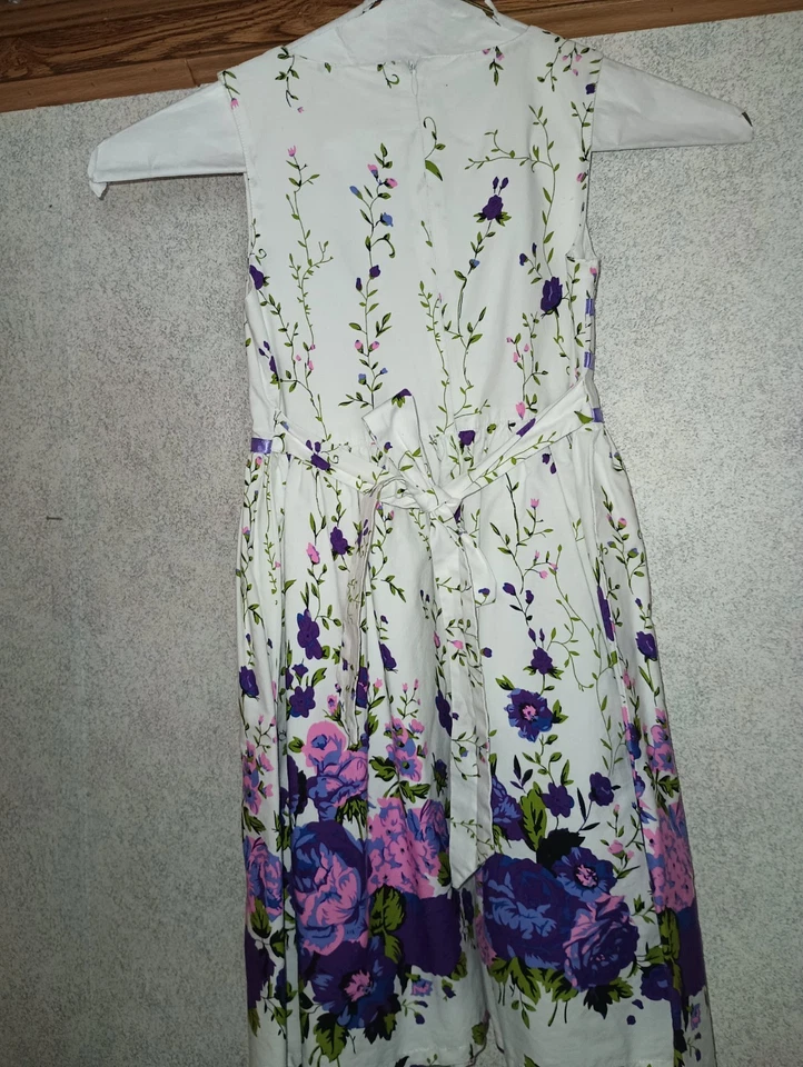 Vestido soleado de moda para niñas talla 7/8 púrpura flores y mariposas Foto 2 de 4