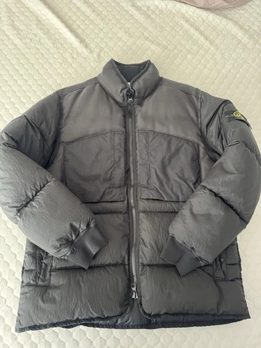 Stone Island Men’s Puffer Jacket video thumbnail