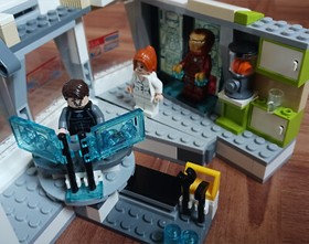 LEGO Marvel: Iron Man: Malibu Mansion Attack (76007)