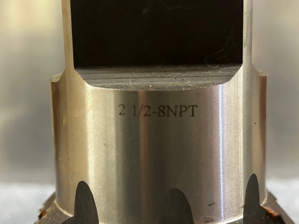 Grifo de tubería NPT de 2 1/2-8 Foto 2 de 4