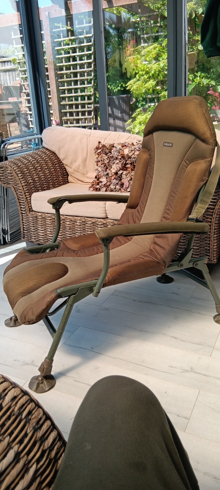 Trakker Levelite Fishing Long Back Chair 217605 5060461940739 eBay