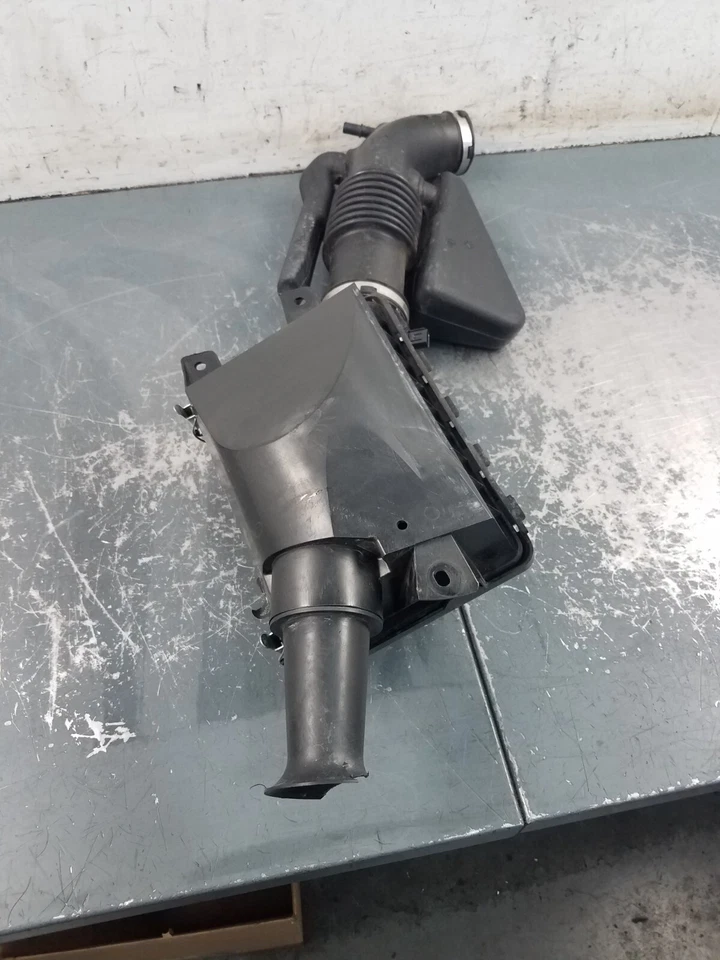 Conjunto de admisión de aire Grand Marquis/Corwn Vic Victoria 2008 - * #0539 F1 Foto 2 de 4