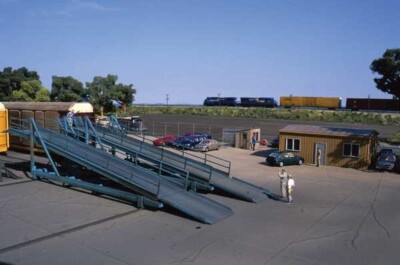 Cornerstone 4144 Bausatz Automobile Transloading Terminal