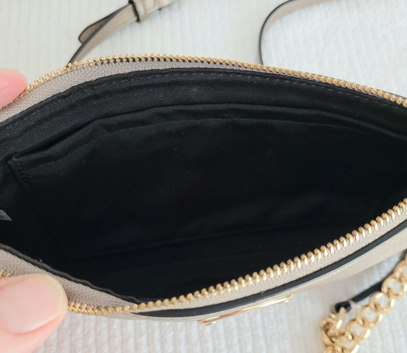 Coach Quinn Pebbled Leather Crossbody Gem