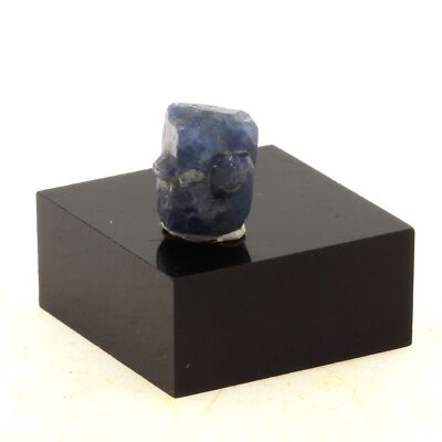 Steine und Mineralien. Saphir. 6,2 ct. Zazafotsy, Ihorombe, Madagaskar.