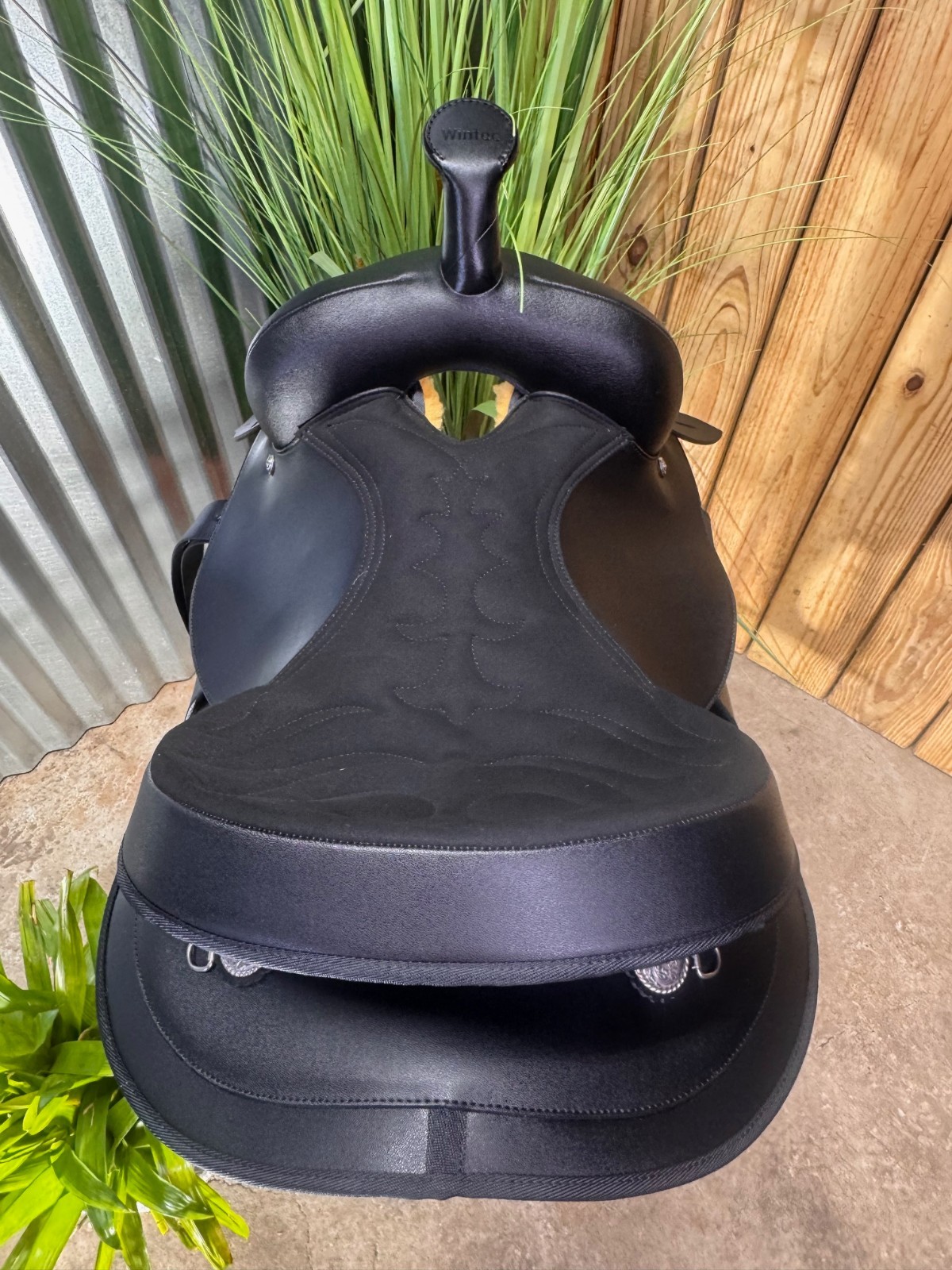 🌵15"  WINTEC Light Weight ROUND SKIRT Western Saddle ~ Black ~ Demo Model 🌵
