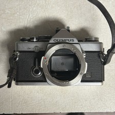 Olympus OM-2N MD SLR Film Camera Body  Batteries