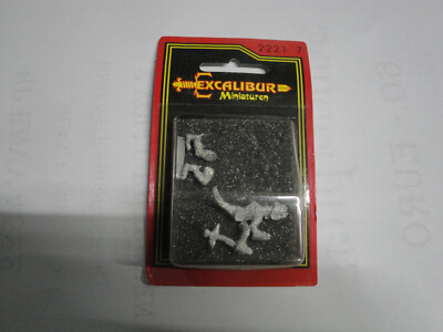 Excalibur-Miniaturen - EX 2221 - Echse klein mit Dolch & Axt