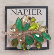 NWT Beautiful Napier Gold Tone Green Crystal Leaf  Pin
