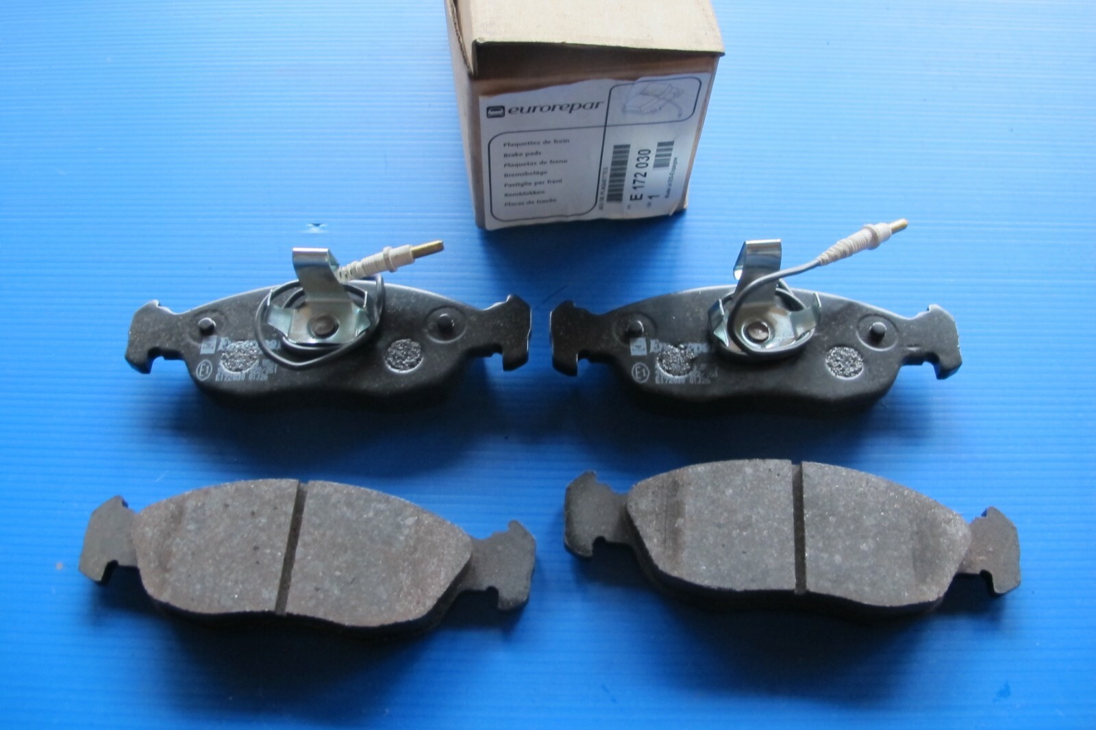 Plaquettes de freins avant Eurorepar à faible usure pour Peugeot 306 et 205