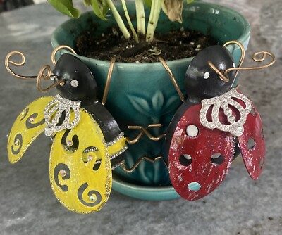 Lady Bug Queen Bee Garden Planter Pot Sitter Hanger Garden Decor, Set Of 2
