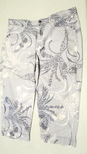 Women's Size 14 Multicolor Floral Jean Capri By Gloria Vanderbilt