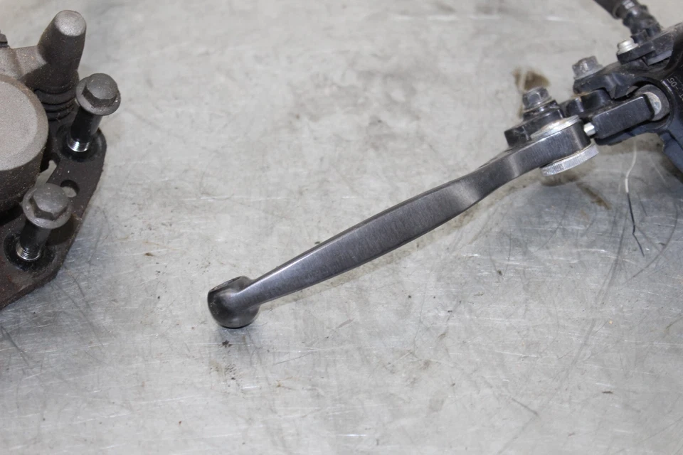 94-09 KAWASAKI NINJA 500R EX500D OEM FRONT BRAKE CALIPER MASTER CYLINDER - Image 3 of 4