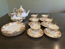 Royal Albert England Lenora Bone China 22pc T...