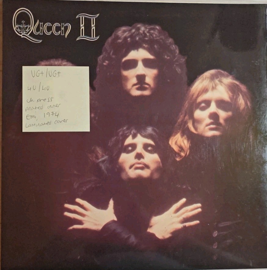 Queen Queen 2 Vinyl Record VG+/VG+ EMA 767 1974 Laminated Cover