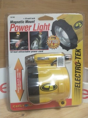 Custom Accessories magnetic mount power light 12 volt for car or truck use NIP