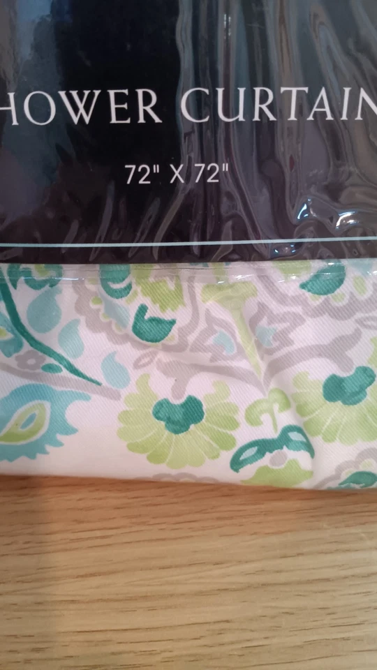 CYNTHIA ROWLEY CORTINA DE DUCHA NUEVA Foto 3 de 4