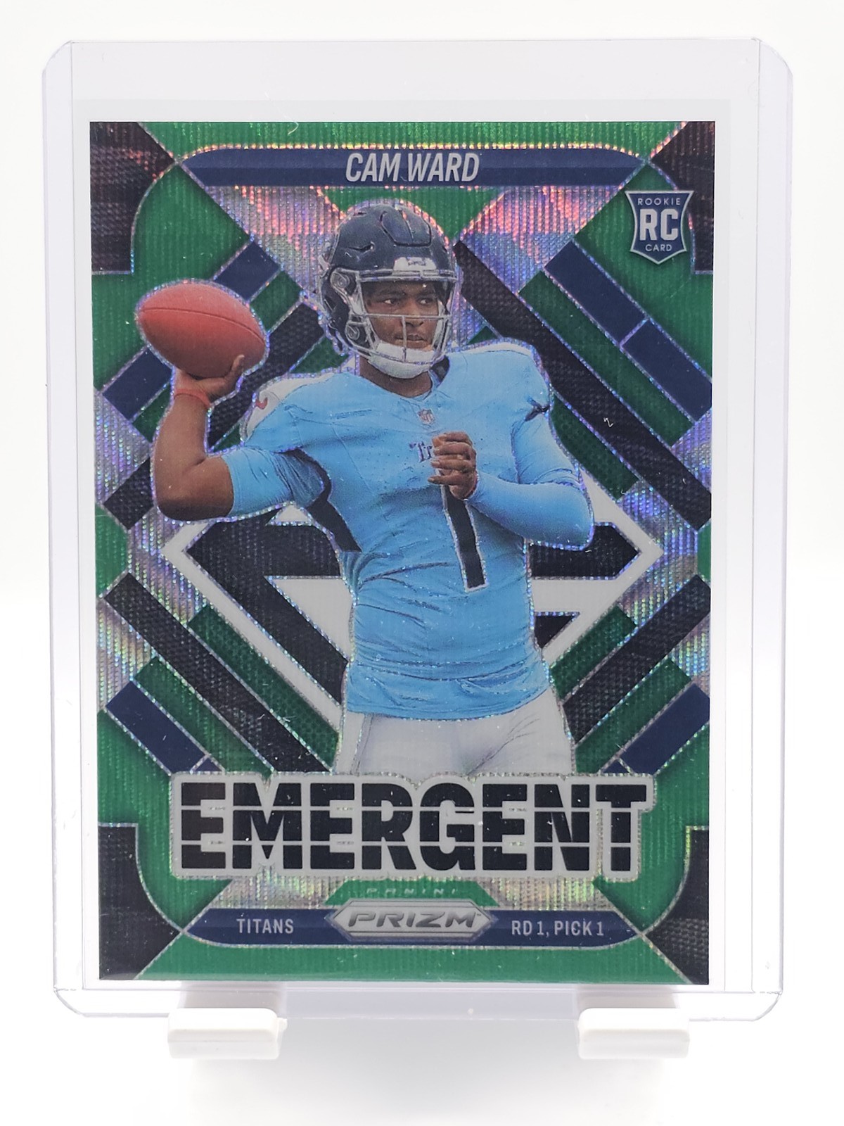 CAM WARD 2025 PRIZM FOOTBALL ROOKIE EMERGENT GREEN WAVE #2 TITANS Q4689