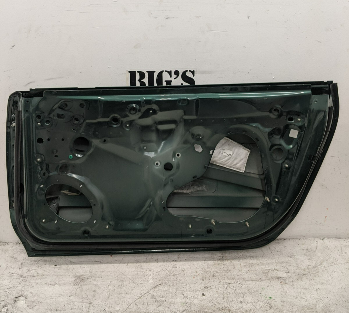 2018-2024 Bentley Continental GT Front Right Passenger Door Shell OEM #49542