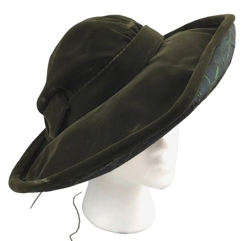 Vintage Adolfo Hat with Original I. Magnin box ADOLFO for I.MAGNIN green velvet hat with feather in  main image 2
