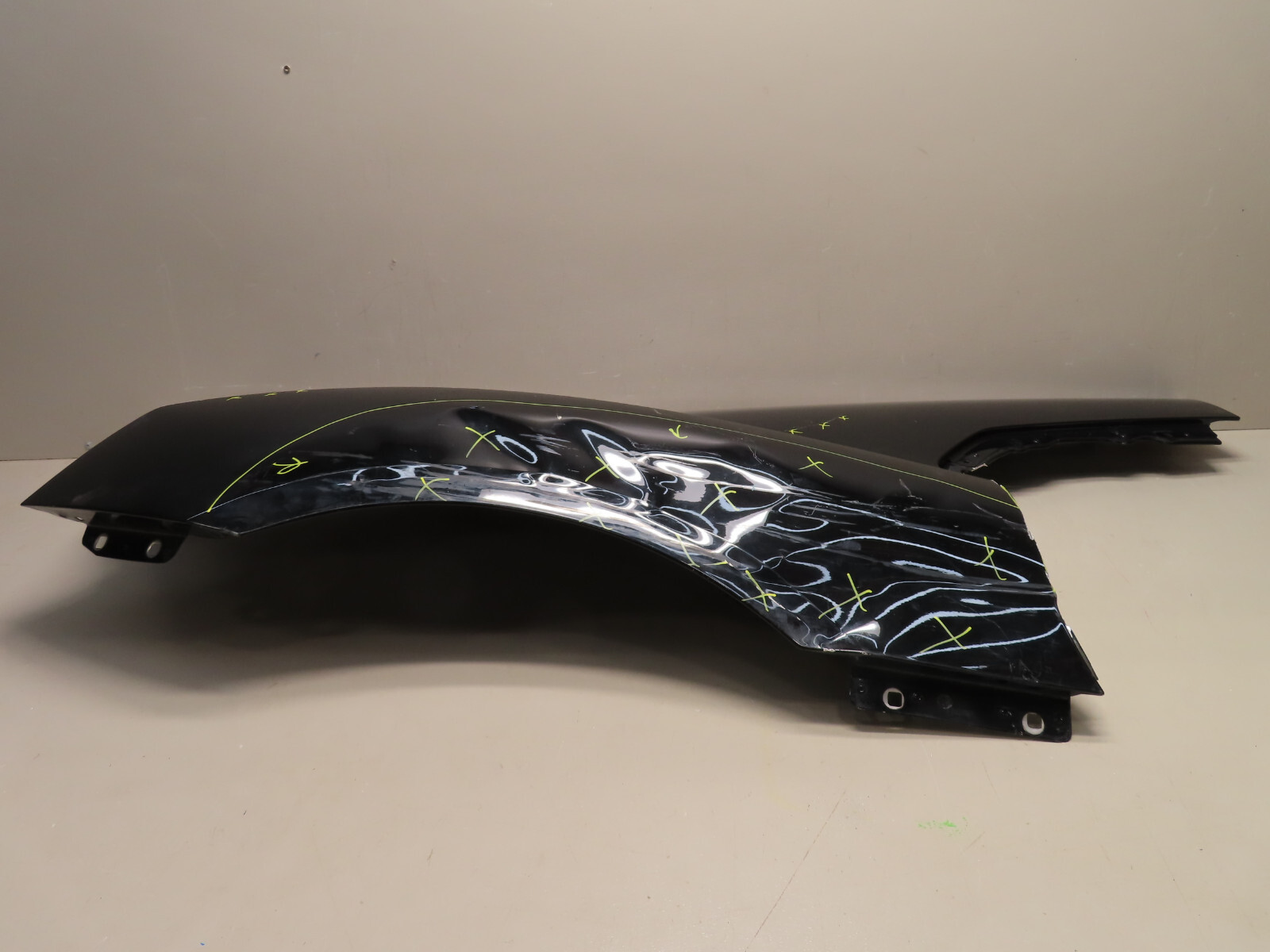 2016 2017 2018 AUDI R8 COUPE RIGHT PASSENGER QUARTER PANEL REAR OEM 4S8 810 334S