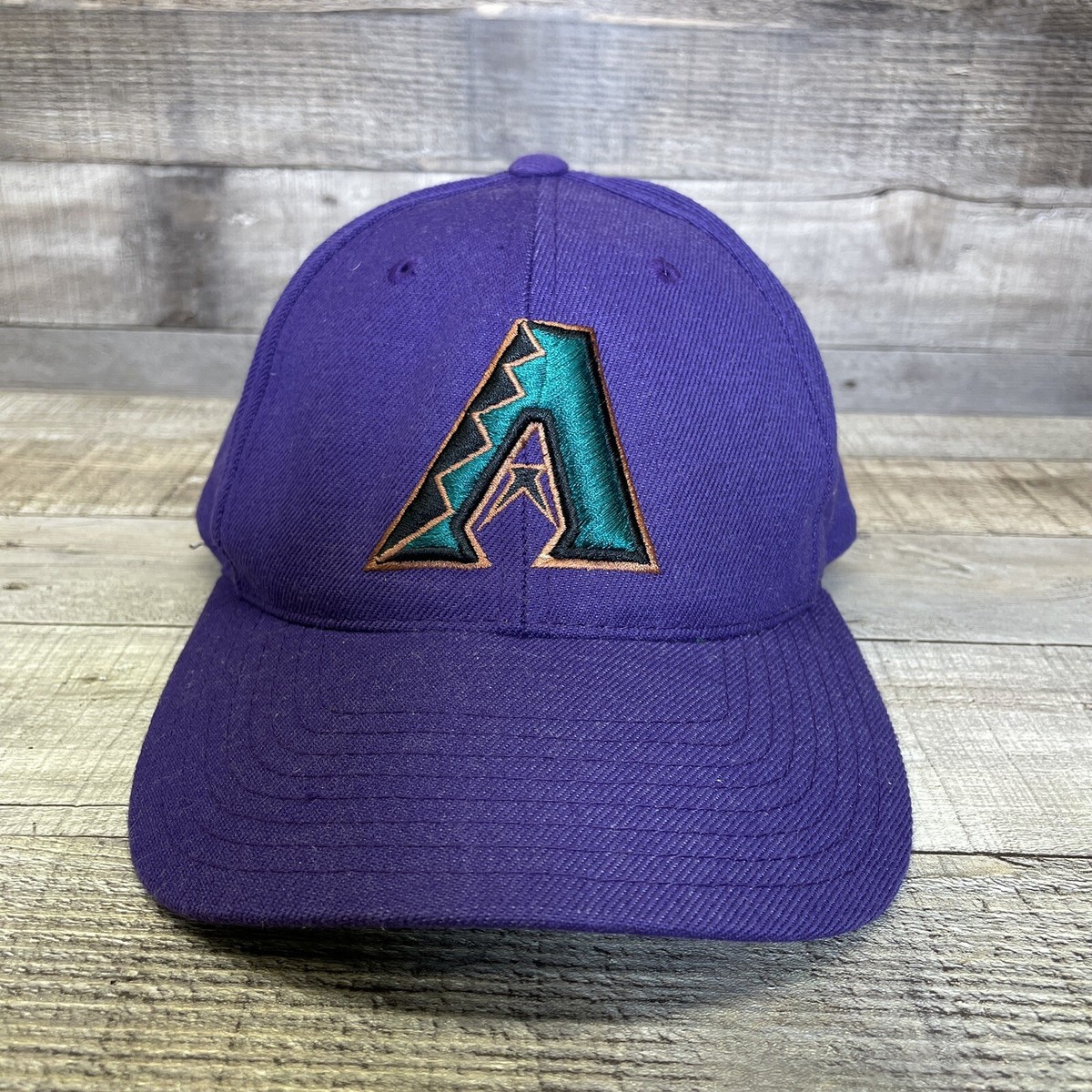 American needle Arizona Diamondbacks Vintage Snapback Hat Cap MLB