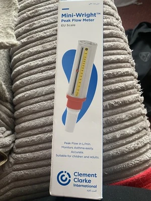 CLEMENT CLARKE INTERNATIONAL Peak Flow Meter Asthma Monitor Lung Capacity Test Respiratory Condition EU