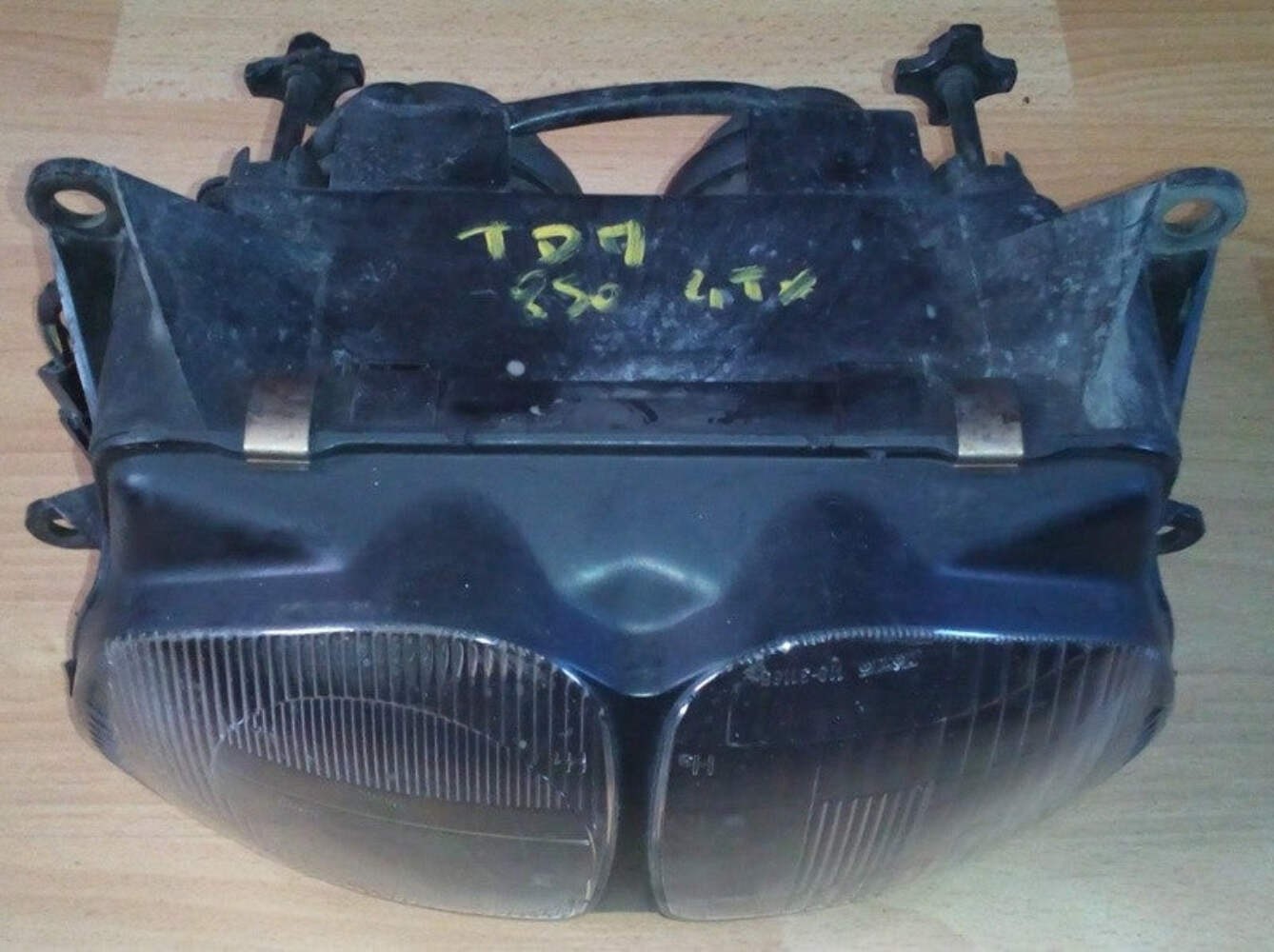 Phare Yamaha TDM 850 1996-2001 bloc optique pour voyage et roadtrip