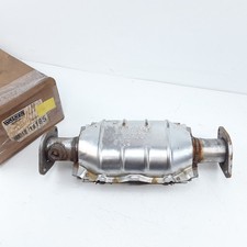 Walker 16185 Catalytic Converter Fits Mitsubishi Lancer 2.0l-l4 2002 2003 2004 Walker 16185 Catalytic Converter Fits Mitsubishi Lancer 2.0l-l4 2002 2003 2004