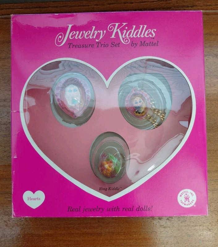 Vintage HTF Mattel Jewelry Kiddles Heart Ring Pin Bracelet Dolls Set 1967 NIB